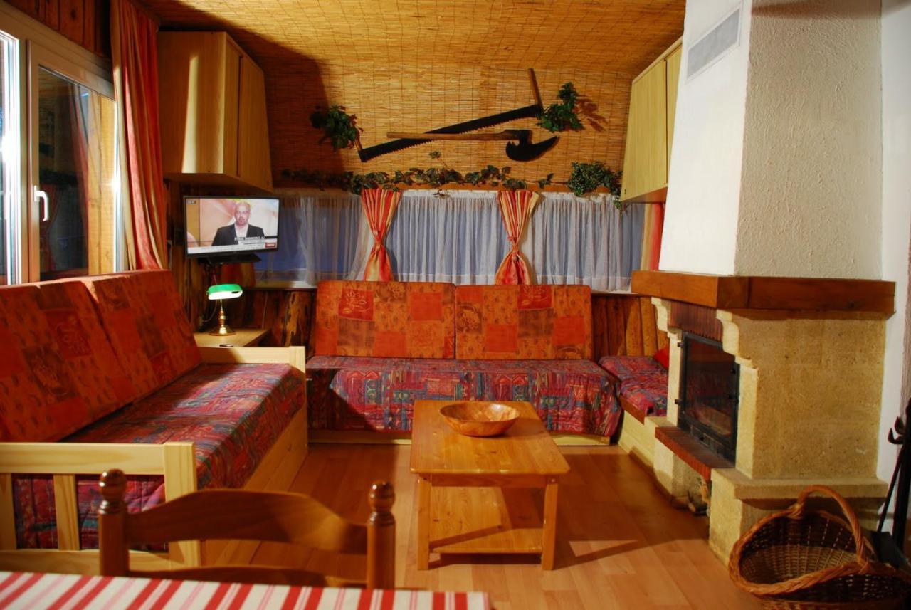 Chalets Des Trois Hetres Пломбьер-ле-Бен Экстерьер фото