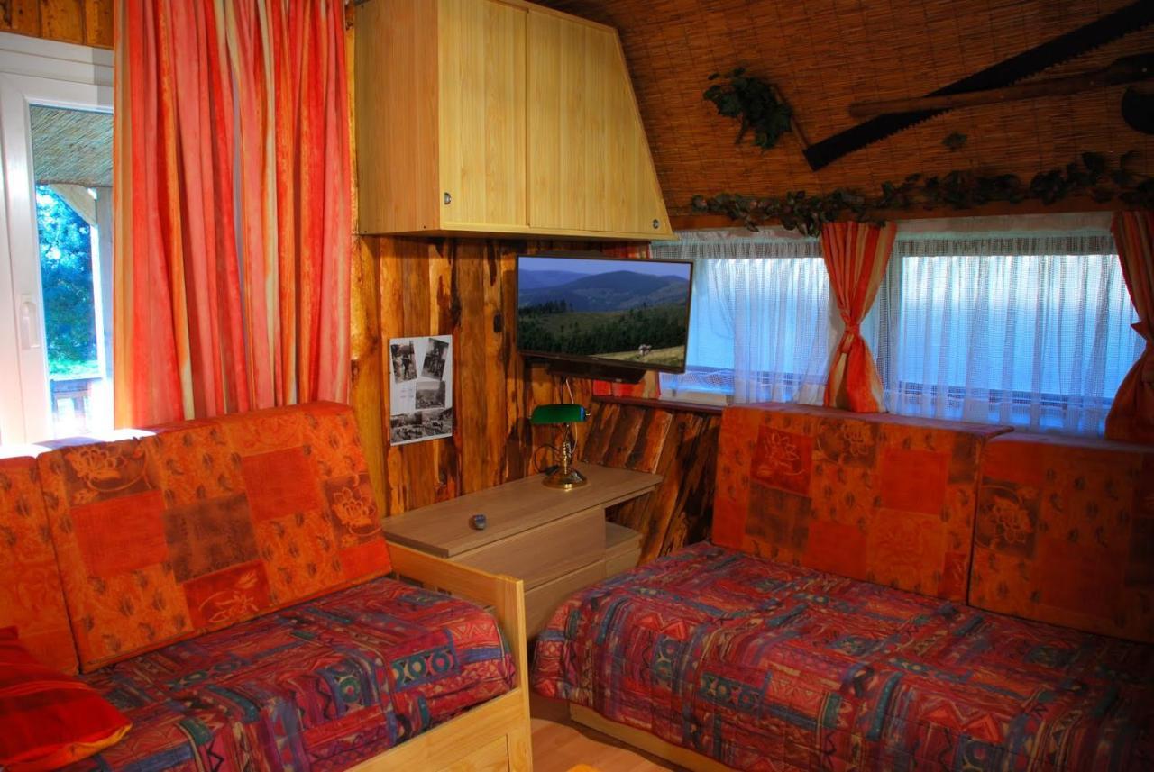Chalets Des Trois Hetres Пломбьер-ле-Бен Экстерьер фото