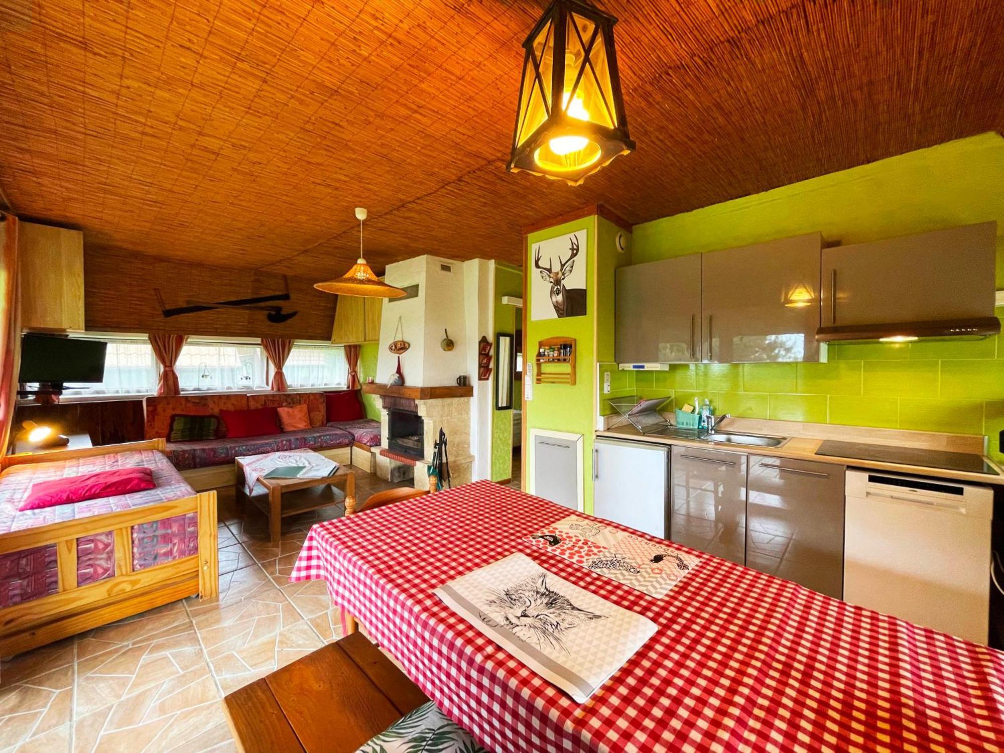 Chalets Des Trois Hetres Пломбьер-ле-Бен Экстерьер фото